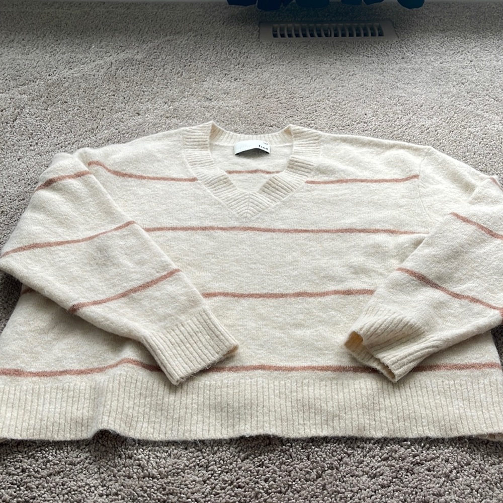 Wilfred free sweater